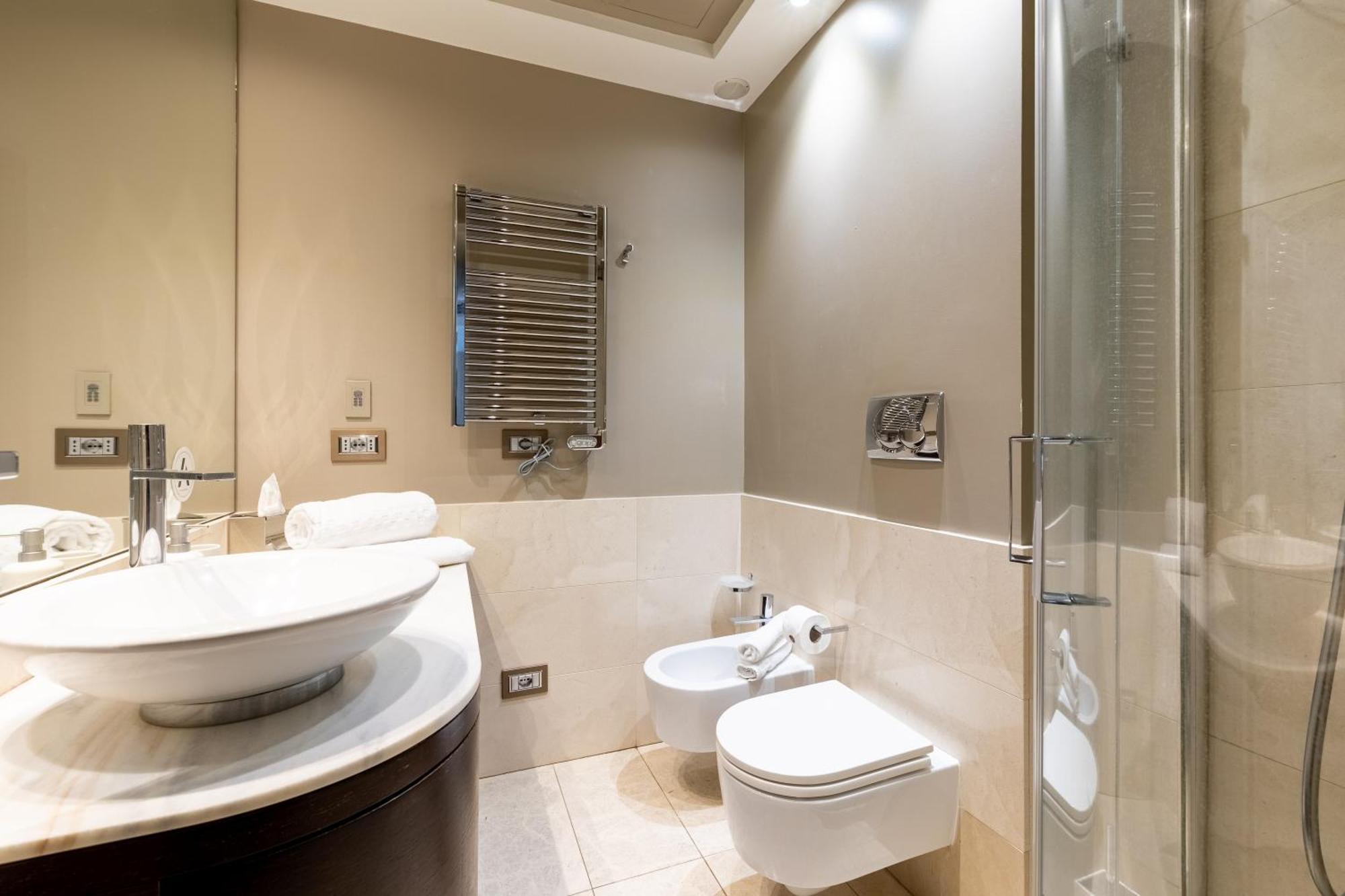 Nj Hotels & Apartments San Pietro All'Orto 6 Milano Dış mekan fotoğraf